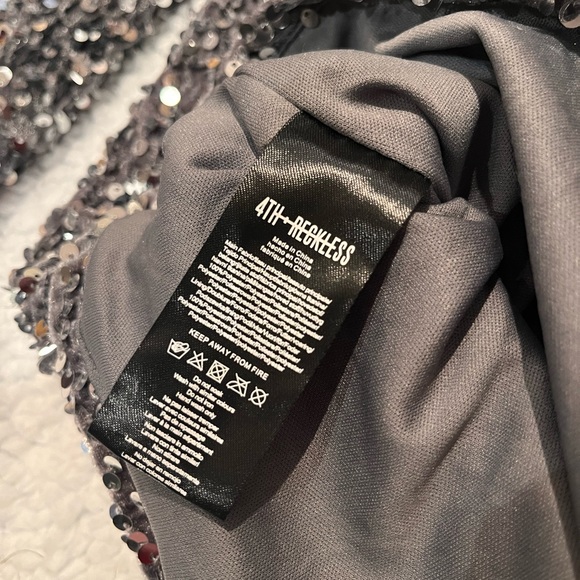 4th & Reckless - Cowl neck velvet/sequin dress - Picture 5 of 8